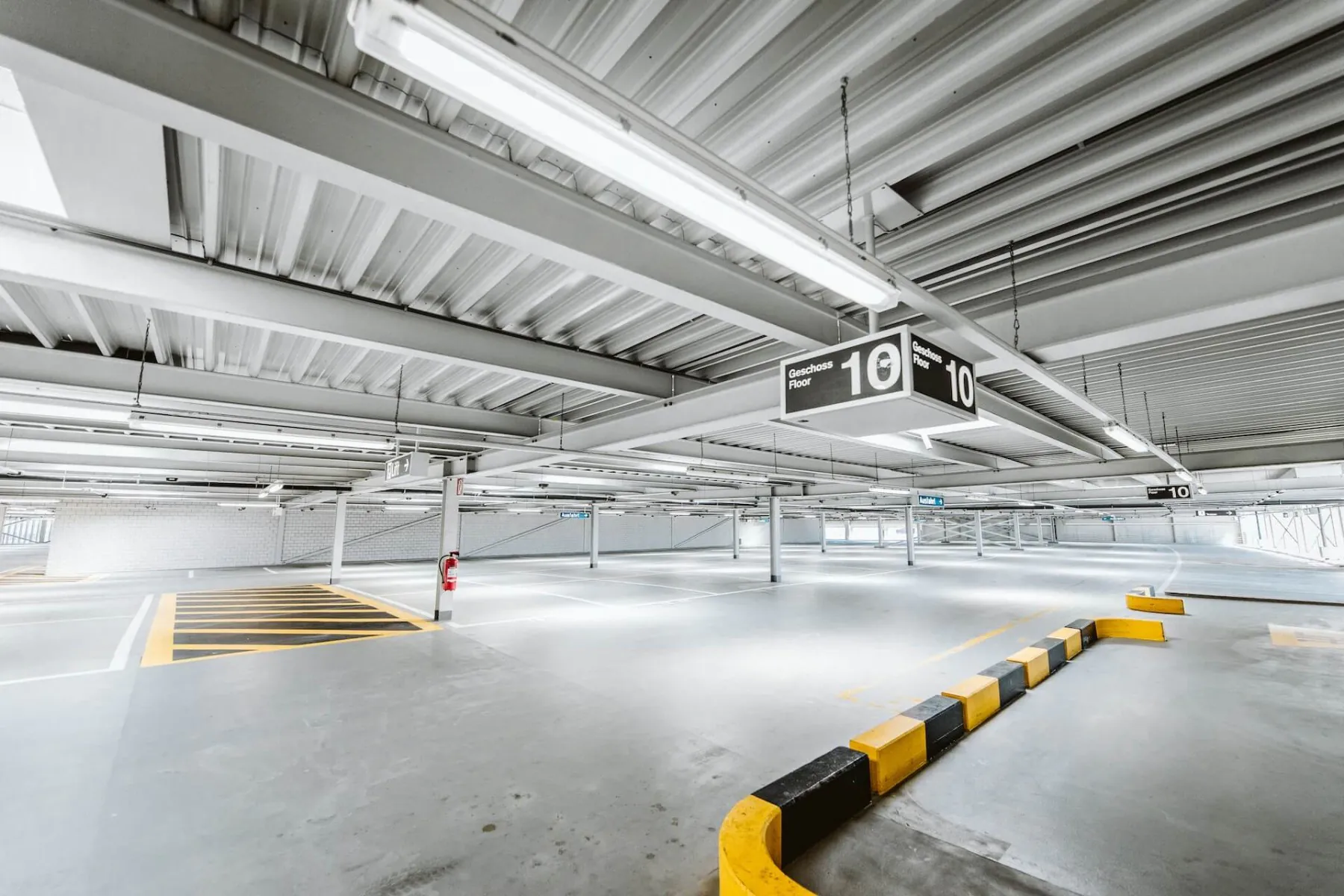 Car park lighting with LED